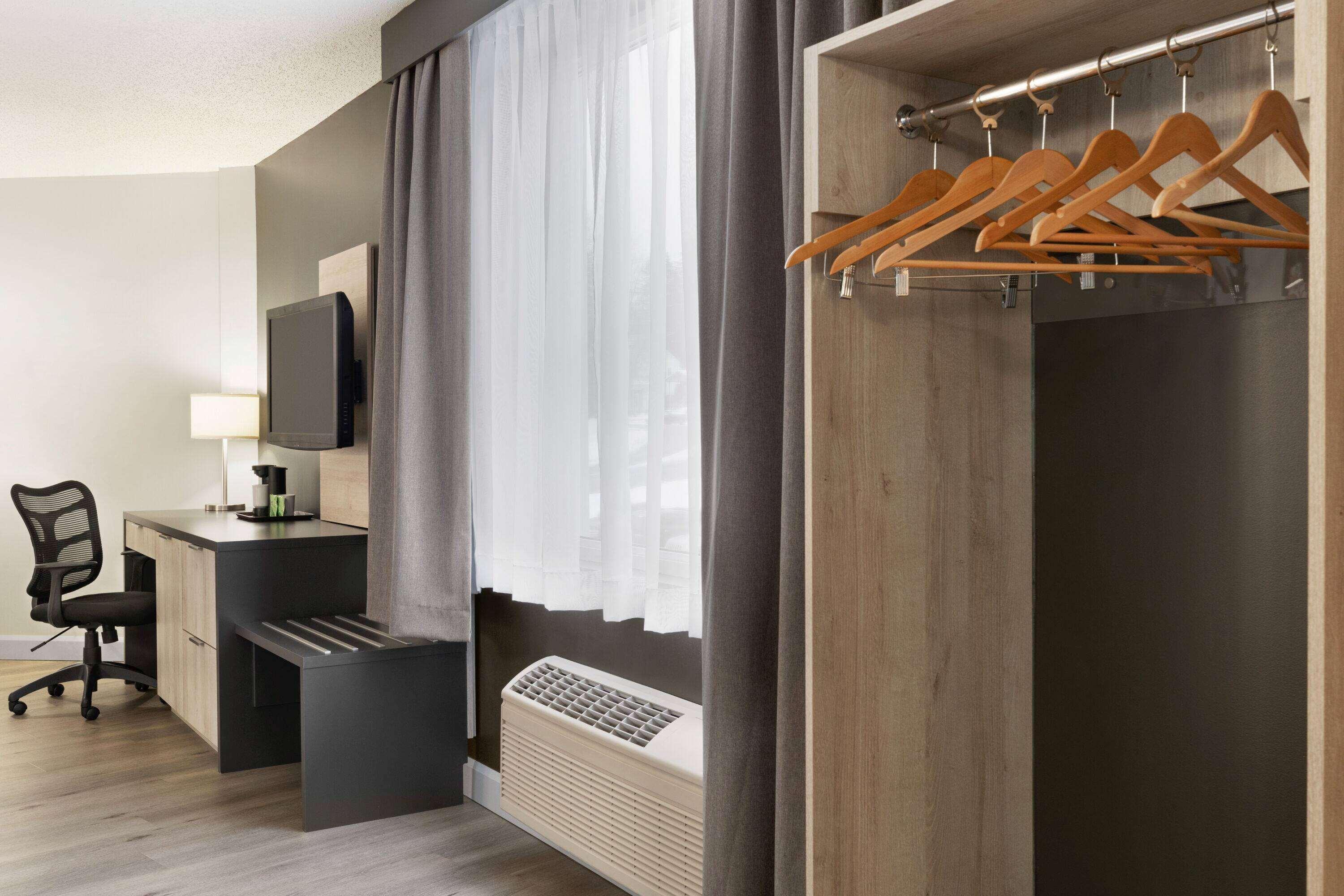 Travelodge By Wyndham Άλμα Εξωτερικό φωτογραφία