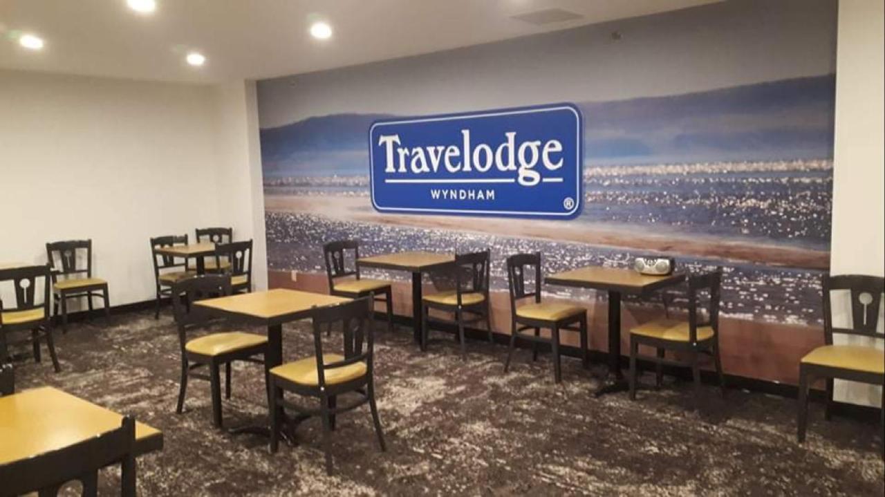 Travelodge By Wyndham Άλμα Εξωτερικό φωτογραφία