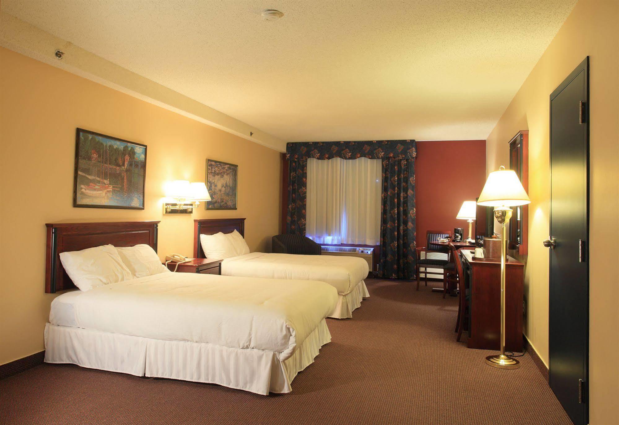 Travelodge By Wyndham Άλμα Εξωτερικό φωτογραφία